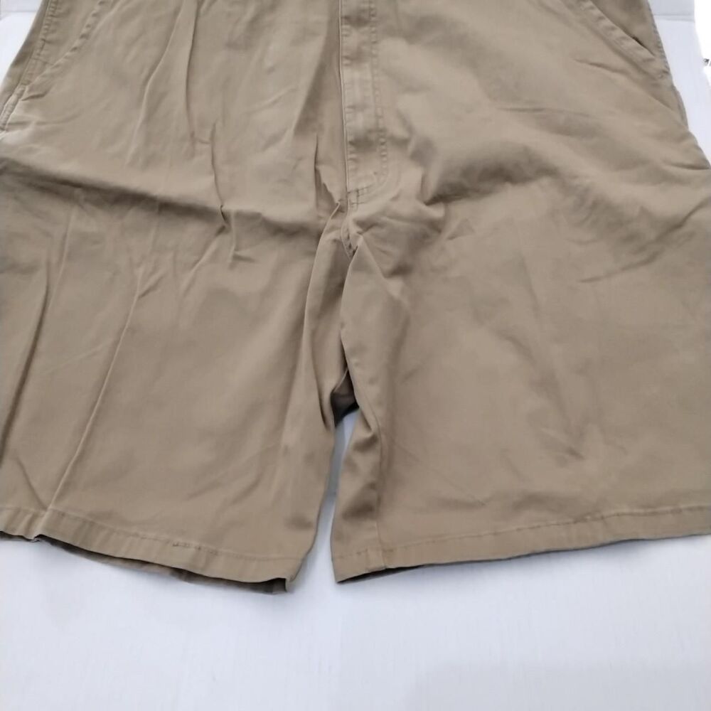 Wrangler Men's Tan and Khaki Shorts